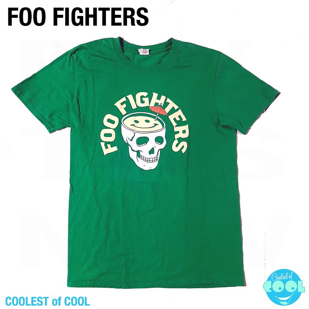 Foo Fighter Skull cocktail tshirt size medium green Dave Grohl FF band tee shirt